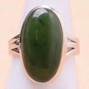 Jadeit nefrit prsten stříbro Ag 925 LOT40 - 58 mm (US 8,5), 7,2 g