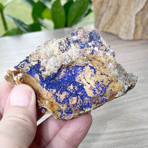 Azurit v matečné hornině surový Maroko 5 - cca 5,6 x 9,4 cm, 161 g