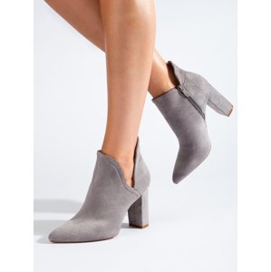 Pěkné  kotníčkové boty šedo-stříbrné dámské na širokém podpatku