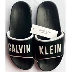 Dámské nazouváky Calvin Klein KW01372 černá