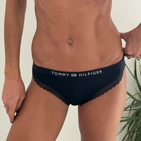 Dámské kalhotky Tommy Hilfiger UW0UW04183