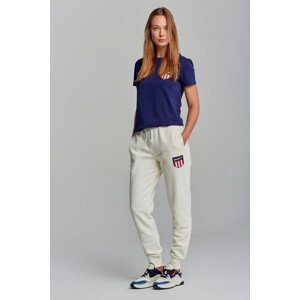 TEPLÁKY GANT D1. GANT RETRO SHIELD SWEAT PANT bílá M