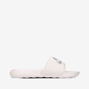 NIKE VICTORI ONE SLIDES