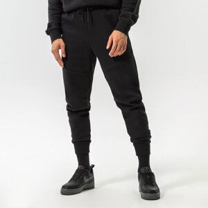 NIKE SPORTSWEAR TECH FLEECE