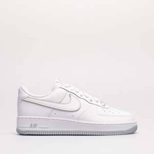 NIKE AIR FORCE 1 '07