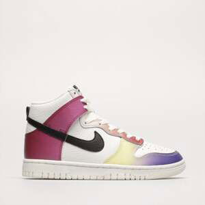 NIKE WMNS DUNK HIGH