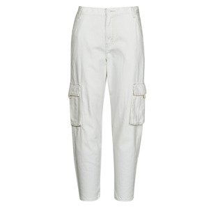 Levis  LOOSE CARGO  Cargo trousers Bílá