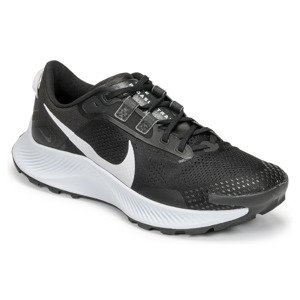 Nike  NIKE PEGASUS TRAIL 3  Běžecké / Krosové boty Černá
