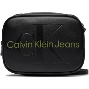 Calvin Klein Jeans  SCULPTED CAMERA 18 MONO K60K610275  Tašky Zelená