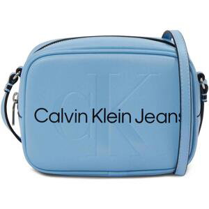 Calvin Klein Jeans  SCULPTED CAMERA 18 MONO K60K610275  Tašky Modrá