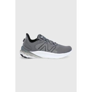 Boty New Balance MROAVSG2 šedá barva