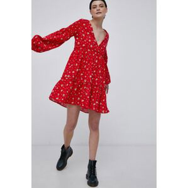 Šaty Billabong červená barva, mini, áčkové