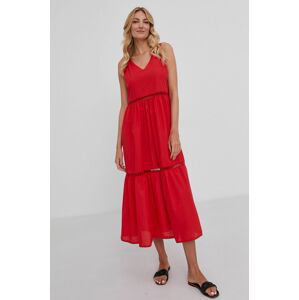 Bavlněné šaty Answear Lab červená barva, midi, áčkové