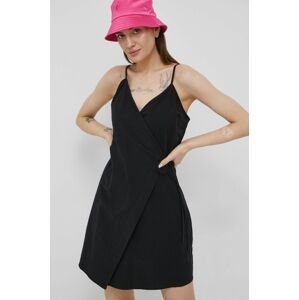Bavlněné šaty Vero Moda černá barva, mini, áčková