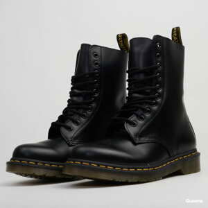 Dámské zimní boty Dr. Martens 1490 black smooth