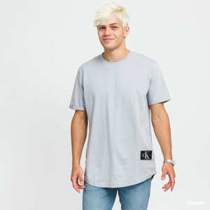 Tričko s krátkým rukávem CALVIN KLEIN JEANS Badge Turn Up Sleeve Tee šedé