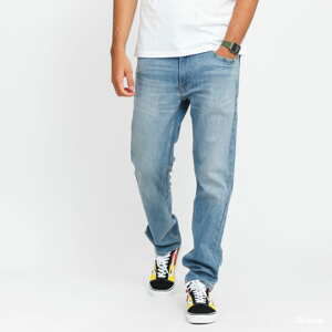 Jeans Levi's ® 513 Slim Straight Fit worn to ride adv