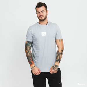 Tričko s krátkým rukávem CALVIN KLEIN JEANS Small Centre Chest Tee šedé