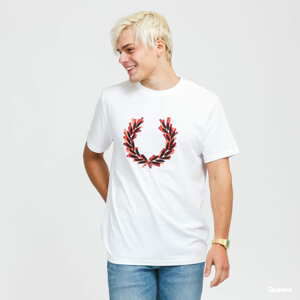 Tričko s krátkým rukávem FRED PERRY Glitched Laurel Wreath Tee bílé