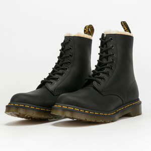 Dámské zimní boty Dr. Martens 1460 Serena black