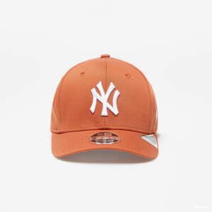 Snapback New Era 950 MLB New York Yankees League Essential hnědá