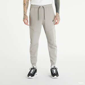 Kalhoty Nike Sportswear Tech Fleece Joggers šedivé