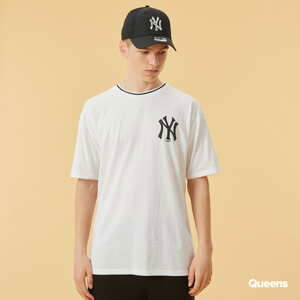 Tričko s krátkým rukávem New Era Distressed Graphic Oversized Tee New York Yankees bílé