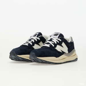 New Balance 5740 Sea Salt/ Black