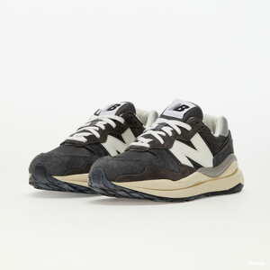 New Balance 5740 Sea Salt/ Black