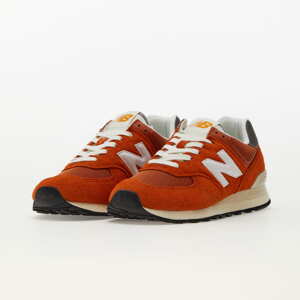 New Balance 574 Beet Red