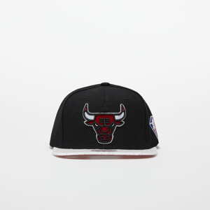 Snapback Mitchell & Ness NBA 75th Platinum Snapback Bulls Black / White