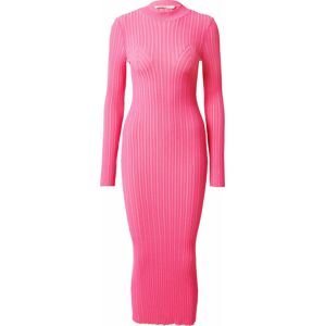 NA-KD Úpletové šaty pink / růžová