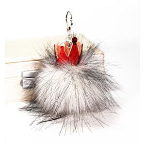 Littletinka Handmade přívěsek na kabelku pom pom Princess Collection - černo šedý s červenou korunkou
