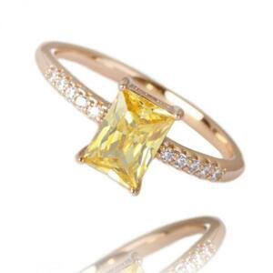 Dámský prsten se žlutým kamínkem