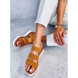 Lehké hnědé sandály s klínovým podpatkem