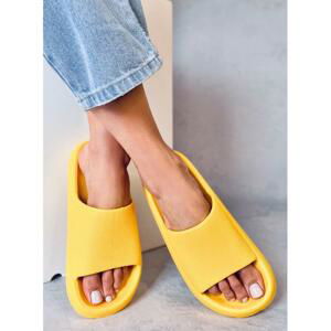 Gumové dámské pantofle žluté barvy