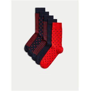 Sada pěti párů pánských vzorovaných ponožek v červené a černé barvě Marks & Spencer