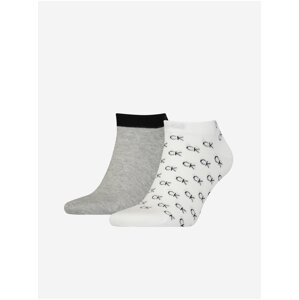 Sada dvou párů pánských vzorovaných ponožek v šedé a bílé barvě Calvin Klein