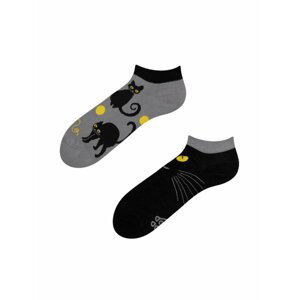 Černo-šedé unisex kotníkové veselé ponožky Dedoles Kočky