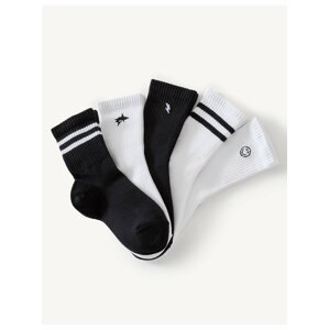 Sada pěti párů klučičích ponožek v černé a bílé barvě Marks & Spencer