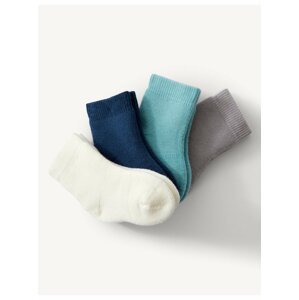 Sada čtyř párů klučičích ponožek v bílé, tmavě modré, tyrkysové a šedé barvě Marks & Spencer