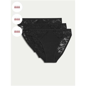 Sada tří dámských menstruačních kalhotek s krajkou v černé barvě Marks & Spencer