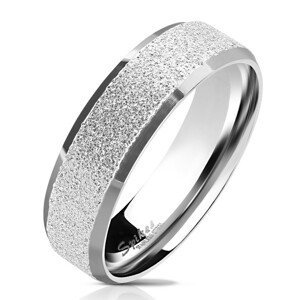 Prsten z oceli s pískovaným pásem - zkosené lesklé okraje, 6 mm - Velikost: 49