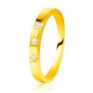 Diamantový prsten ze žlutého 585 zlata - lesklá ramena, tři blýskavé brilianty - Velikost: 49
