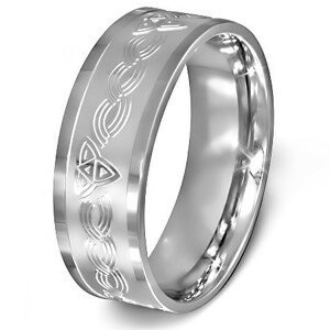 Prsten z chirurgické oceli - keltský uzel na matném stříbrném pozadí - Velikost: 62