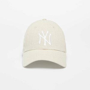 New Era New York Yankees 9FORTY Adjustable Cap Cream