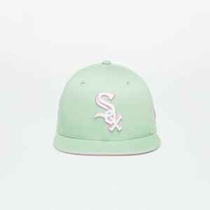 New Era Chicago White Sox Pastel Patch 9FIFTY Snapback Cap Green Fig/ Optic White