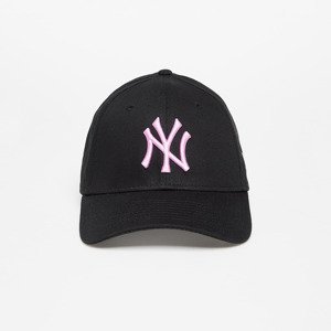 New Era New York Yankees League Essential 9FORTY Adjustable Cap Black/ Wild Rose