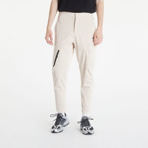 Kalhoty Nike NSW Te Woven Unlined Utility Pants Sanddrift/ Black 32