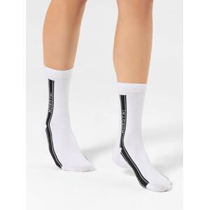 MOROTAI Sportovní ponožky ' Stripe Long Socks '  bílá